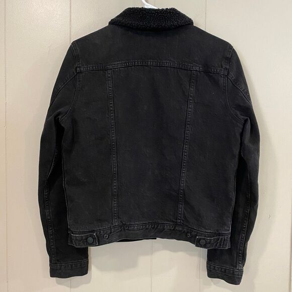 Levi’s Sherpa Collar Denim Jacket Men’s Large Black Trucker Jacket Lined Warm - Picture 2 of 9